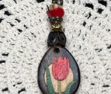 red tulip[ flower wood necklace pendant